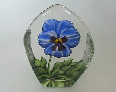 Mats Jonasson Maleras Pansy(blue) Paperweight(34216) - 4 1/4 (11cms) • £57.50