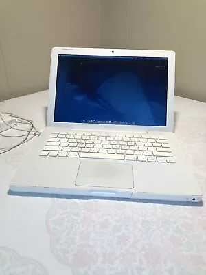 Apple MacBook 2009 2GHz 2GB Ram 120gb HDD - No Battery- Vintage Working • $20