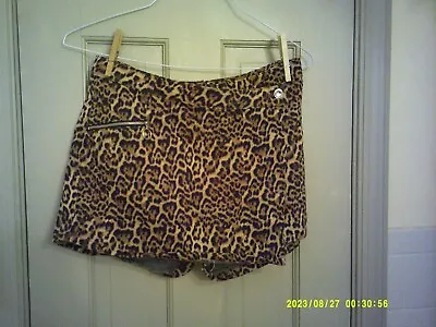 Ladies Zara Brand Animal Print Skort Size L. • $5.99