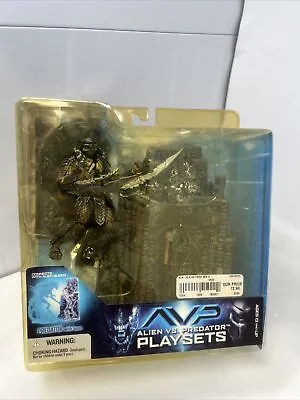 2005 McFarlane AvP Alien Vs Predator Playset With Base - Sealed NOS NIP NEW • $30