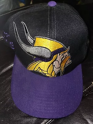 Minnesota Vikings Hat SnapBack Big Logo Team Name & Helmet Stitched Art Prestine • $35