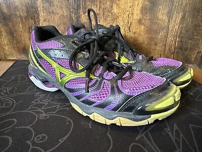 Mizuno Wave Bolt 2 Womens Size 8.5 Black Purple Shoes Running 9KV-38669 • $28