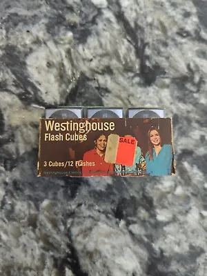 $5 • Buy Vintage Westinghouse Flash Cubes 3 Cube/ 12 Flashes
