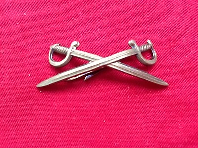£7.99 • Buy Brass Trade Badge Physical Training Instructor Cross Swords British Army Badge