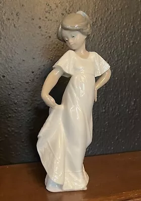 $39 • Buy Nao By Lladro #1110 How Pretty Girl Holding Dress Porcelain Figurine 8.5  Tall