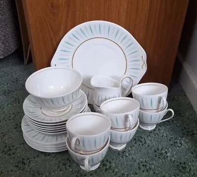 Vintage Queen Anne 'Caprice' Bone China Tea Set - 21 Pieces • £14.99