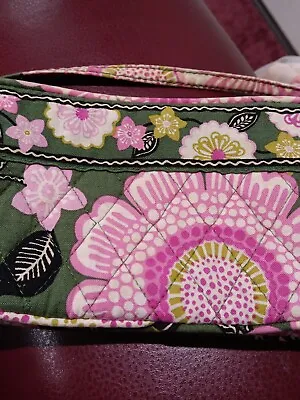 Vera Bradley Carry It All Wristlet 7 X4  Purse Pink Green Floral Print • $18.98