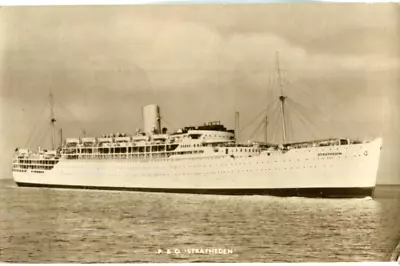 1947 Postcard P & O Passenger Liner RMS STRATHEDEN • £1.50