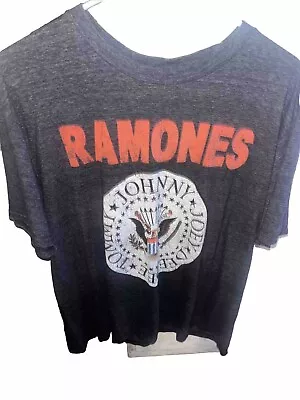 Vintage The Ramones Rock Tee  • $7.99