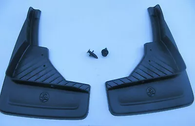 Genuine New SV6 SS SSV HOLDEN COMMODORE VE FRONT MUDFLAP SEDAN WAGON UTE MODELS • $119