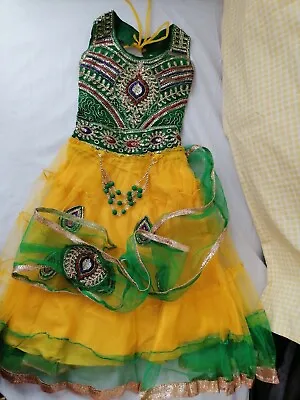 £12 • Buy 2 Piece Lengha With Fitted Una Size 22