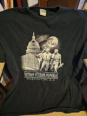 Vietnam Veterans Memorial Black Short Sleeve T-Shirt - Size XL (Gildan) • $4.99