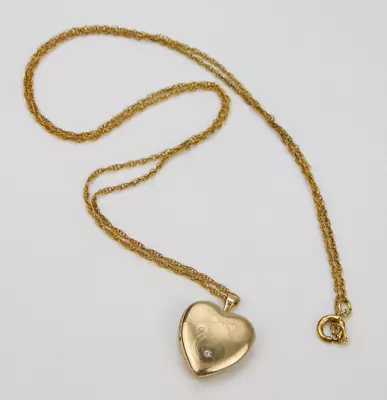 Vintage PPC 14k Gold Filled Etched Cat Locket Pendant Chain Necklace 18  Long • $36.99
