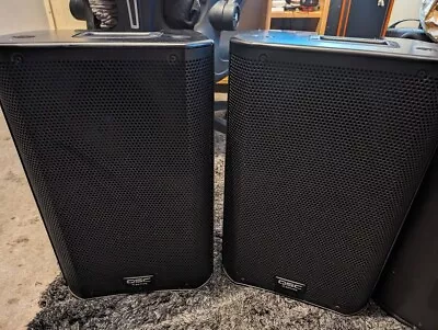 A Pair Of QSC K10 Powered PA Speakers 1000w Per Speaker With Padded Covers • £900