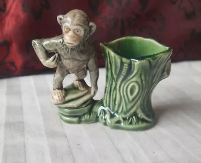 Vintage Wade Small Porcelain Chimpanzee Bud VasecuteMade In England 3 Aprox • £12.99