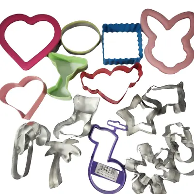 Lot Of 20 Cookie Cutters - Christmas Star Hearts Rabbit Pig Music Note • $16.95