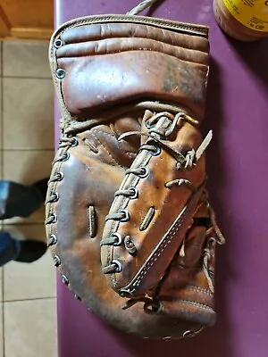 Vintage Winnwell Goalie Glove 579 LC • $72.42