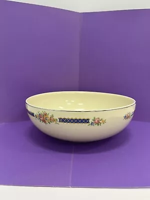 Vintage Halls Superior Quality Kitchenware; 9” Serving Bowl • $20