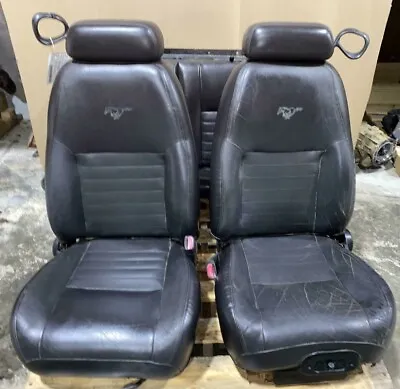 2001-2004 Ford Mustang Gt Complete Black Leather Seat Set Drivver/passenger/rear • $1395
