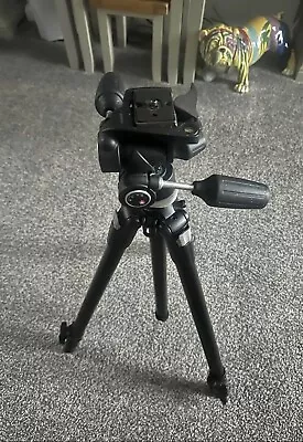 Manfrotto Aluminium Tripod Model: 055XDB With Head. • £150