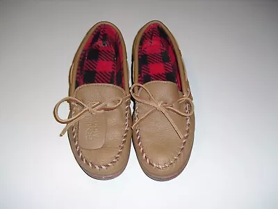 New Minnetonka Geniune Moose Fleece Lined Slippers 11 • $59.99