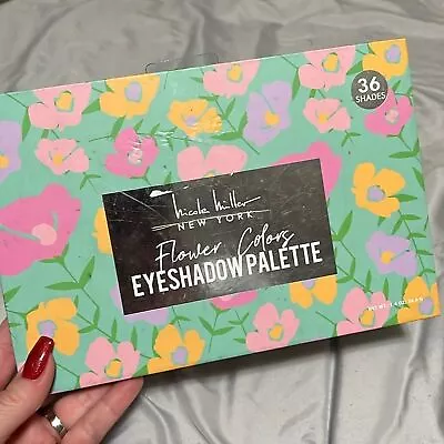 Nicole Miller Makeup Eye Shadow Palette NEW • $21