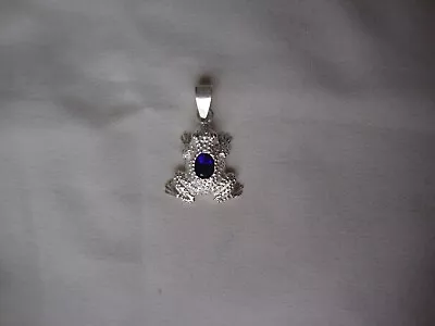 VINTAGE 1980s 3D FROG W/ BLUE OVAL CZ BIRTHSTONE STERLING SILVER 925 PENDANT • $7.99