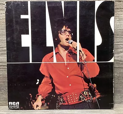 LP Elvis Presley Self Titled 1975 Rock Vinyl Record RCA Cover Centrefold Photo • $22.95