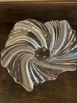 Mikasa Belle Epoch Crystal Wave Clear/Frosted Bowl;  Heavy; 11 1/2” • $25