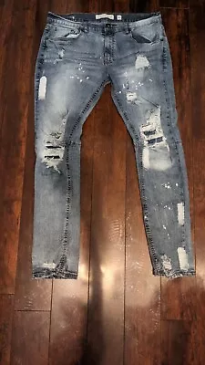 Ripped Jeans Men • $20