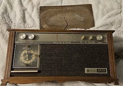 RARE MINT Vintage GE General Electric Working Model AM/FM Radio Dual Speaker • $149.99