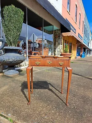 English Mahogany Tea Table 19thc • $520