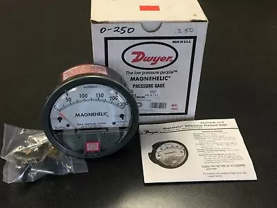 NEW Dwyer 160984-00 Magnehelic Pressure Gauge  • $79