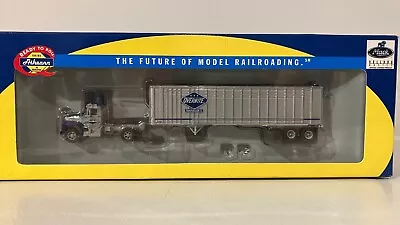 HO Athearn RTR #70983 Overnite Mack R Tractor & 40’ Exterior Post Trailer Truck • $54.64