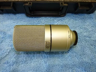 MXL 990 Condenser Microphone With Shockmount - Swivel Mount And Case • $75