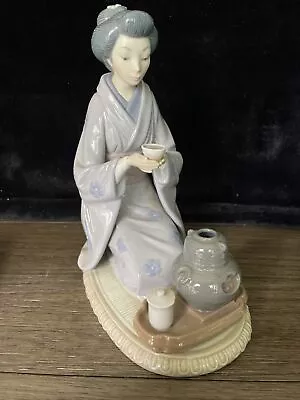 1981 LLadro 5122 August Moon Geisha Japanese Girl Tea Ceremony -CRACKED With Box • $19.95