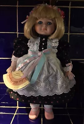 Goebel Victoria Ashlea Originals Limited Edition Musical Porcelain Doll- Suzanne • $29.99