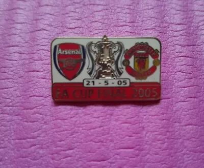 Arsenal Manchester United 2005 Fa Cup Final Badge • $6.30