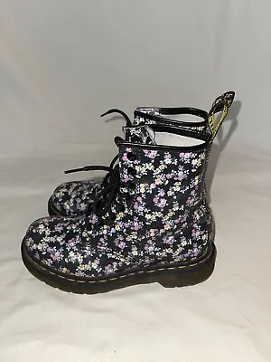 $125 • Buy Dr. Martens Pascal 1460 Flower Floral Print Boots Docs SIZE US Womens 6