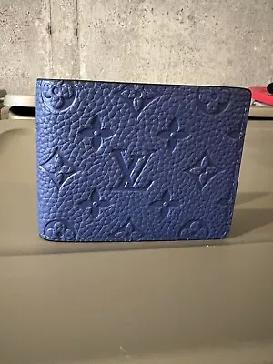 M82563 Louis Vuitton Multiple Wallet Taurillon Leather Blue RARE • $329