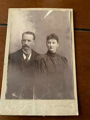 Vintage Mounted Photograph Of Man & Woman  Marshall Missouri  • $8