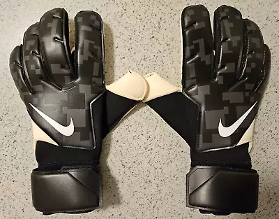 Nike Vapor Grip 3 PROMO Pro Goalie Gloves Black White Size 9.5 DM4009 010 RARE • $98.50