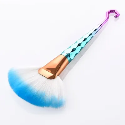 Unicorn Hook Handle Large Fan Professional Make Up Brush.For Blusher Highlighter • £2.10