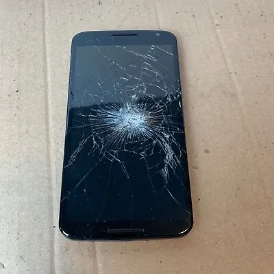 Locked Motorola Nexus For Parts Cracked Screen • $10