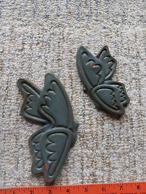 Vintage Distressed Shabby Blue Wood Butterflies Wall Decor Plaques Set Cottage  • $1.99