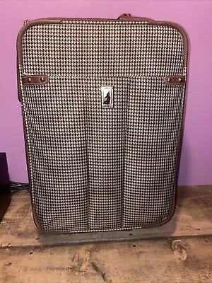 London Fog Cambridge II Single Luggage Wheeled Houndstooth Style#8800 • $52.46