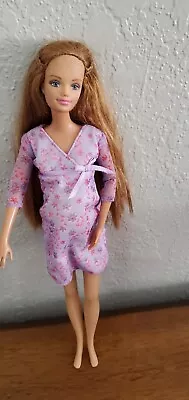 Discontinued Happy  Family Barbie Pregnant Midge With  Baby And Belly . 1985  • $2.25