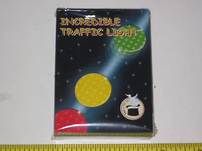 Incredible Traffic Light Magic Trick - Close-Up Walk Around Pocket Cards  • $7