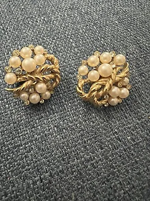 Vtg Htf Crown Trifari Goldtone Faux Pearl Rhinestone Clip Earrings • $70