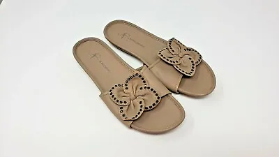 B Makowsky Julie Sz 8.5 Flower Brown Leather Flat Sandal Slip On Shoe • $19